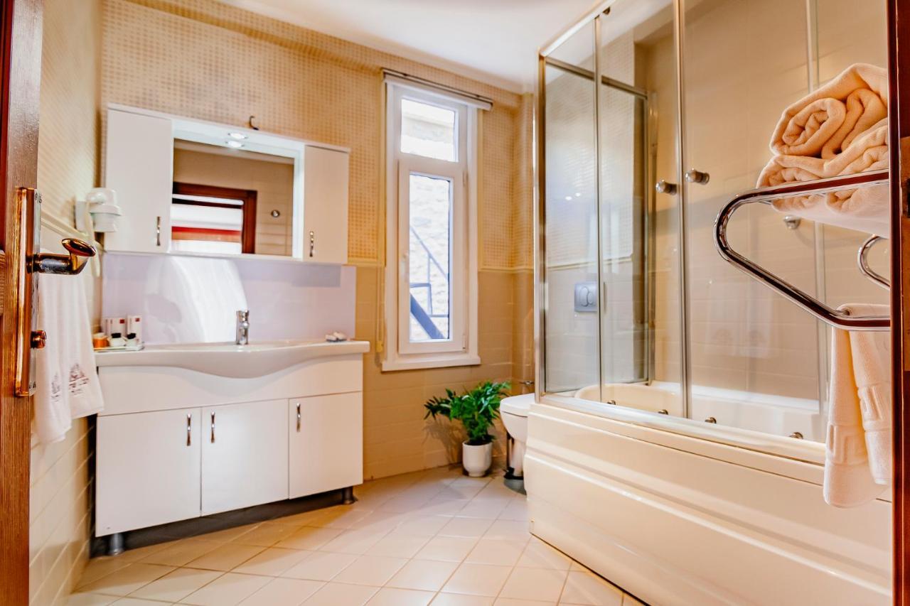 Fatma Sultan Hotel Истанбул Екстериор снимка